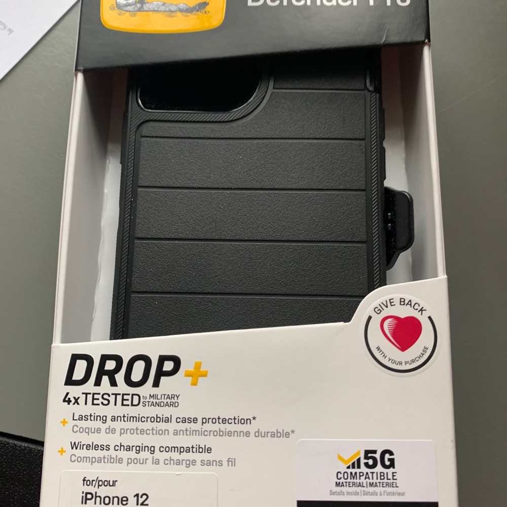 iPhone 12 outter box